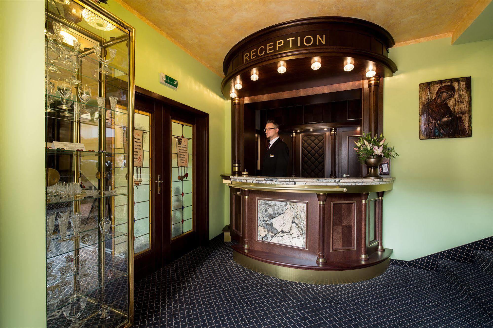 Hotel Selsky Dvur - Bohemian Village Courtyard Praga Interior foto